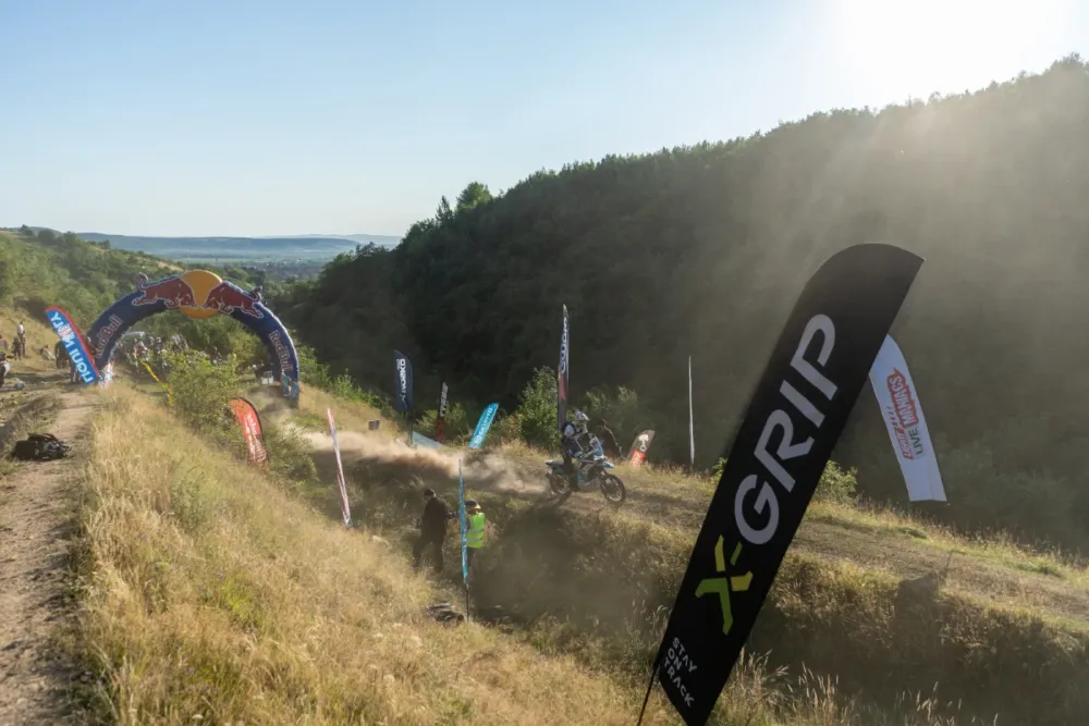 Mario Roman conduce Red Bull Romaniacs 2026 în Adventure Ultimate după Offroad Day 1
