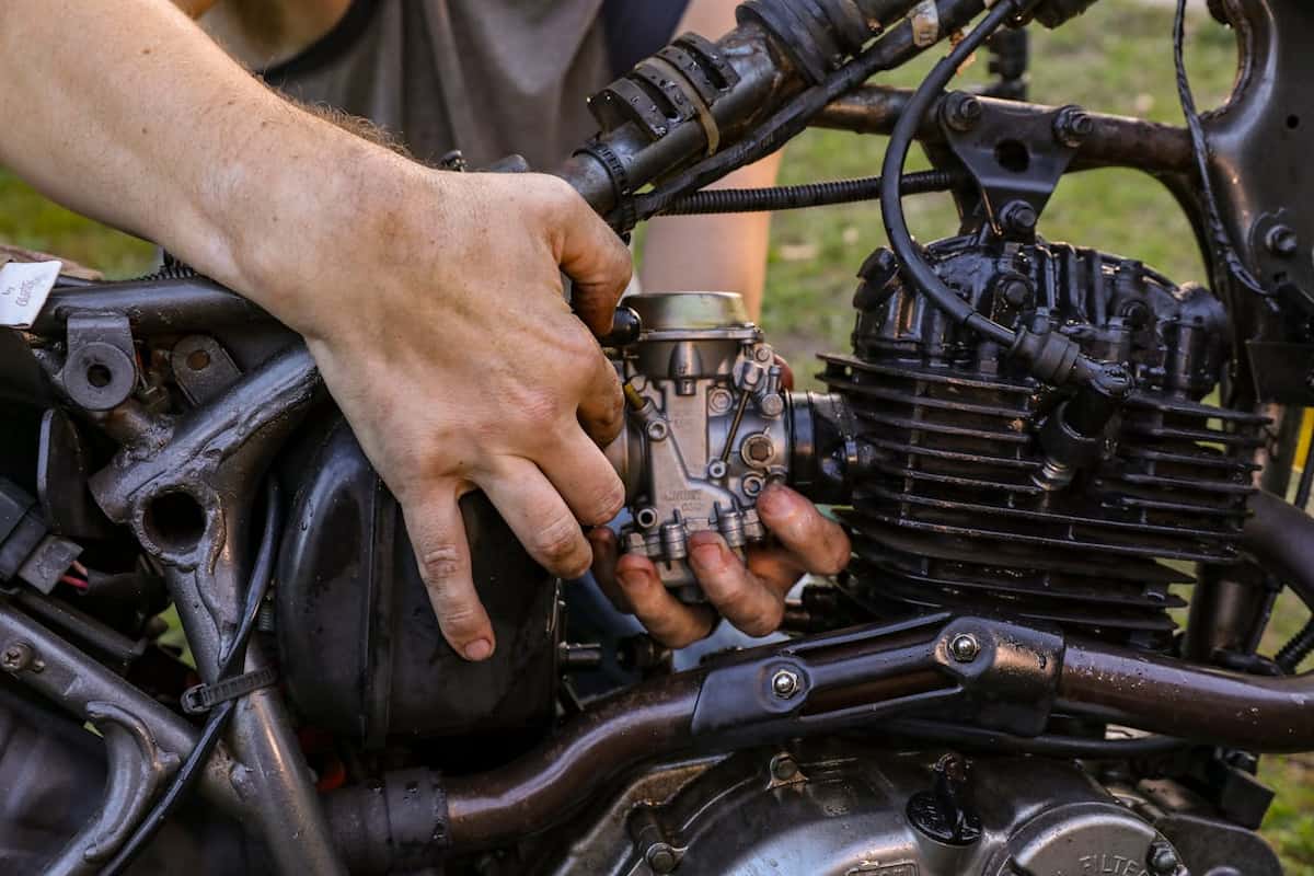 Capacitatea cilindrică la motociclete - ce ar trebui să știi despre litrajele motoarelor și efectele asupra performanței