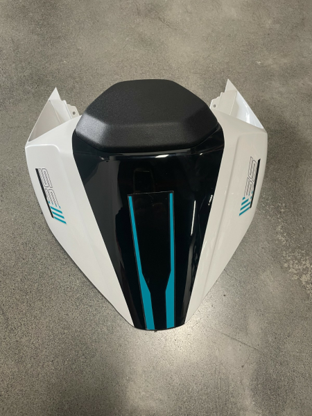 RACING 450SS hátsó ülésfedél – fehér/fekete CFMOTO, 1, nordicamoto.ro