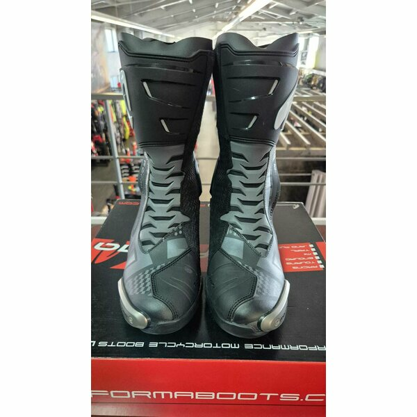 Cizme sport/touring FORMA PHANTOM - Produs RESIGILAT Negru 44, 7, nordicamoto.ro