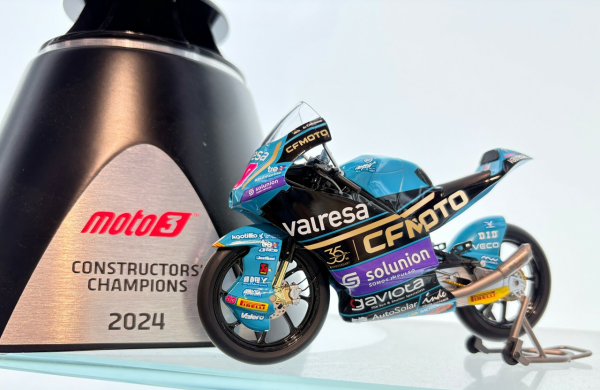 MACHETĂ CFMOTO 250SR CHAMPIONS EDITION 2024 GOLD LIMITED 1:12, 1, nordicamoto.ro