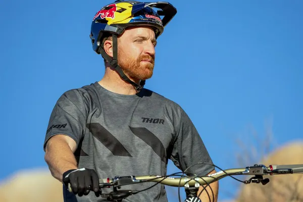 Thor Assist Hazard Heather/Charcoal S MTB póló, S méret, 3, nordicamoto.ro