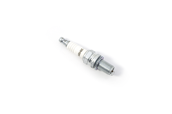 Champion Spark Plugs / Standard And Resistor Types, 2, nordicamoto.ro