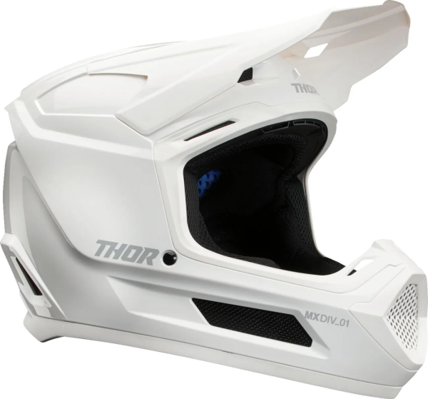 Casca Youth Fleet Whiteout, fehér, L-es méret – elengedhetetlen csúcskategóriás felszerelés a kétkerekűeken közlekedő fiatal tehetségek számára., 1, nordicamoto.ro
