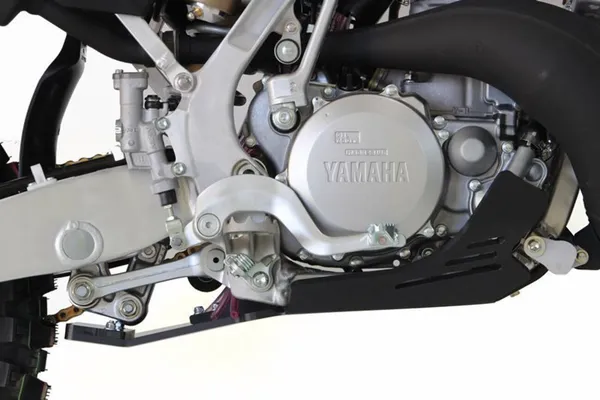 AXP Racing Xtrem motorvédő a Yamaha YZ 250/Fantic XE 300 modellekhez – fekete, 6, nordicamoto.ro