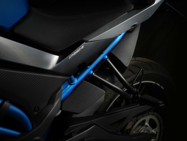CFMOTO 125NK / 250NK / 300NK hátsó szárnyhosszabbító – FEKETE, 5, nordicamoto.ro
