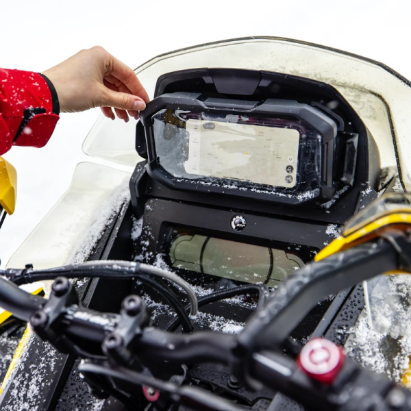 Ski-Doo REV Gen5, REV Gen4 telefon tartó, 1, nordicamoto.ro