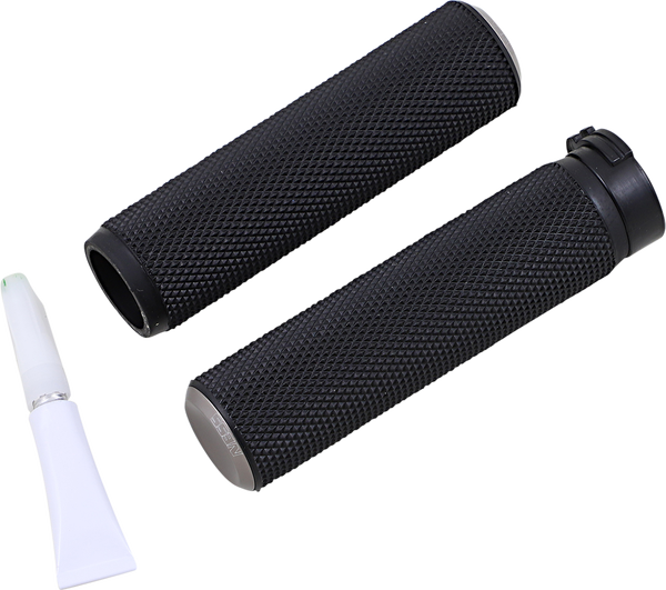 Fusion Knurled Grips Silver, 1, nordicamoto.ro