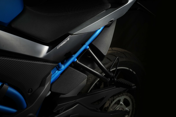 CFMOTO 125NK / 250NK / 300NK hátsó szárnyhosszabbító – FEKETE, 3, nordicamoto.ro