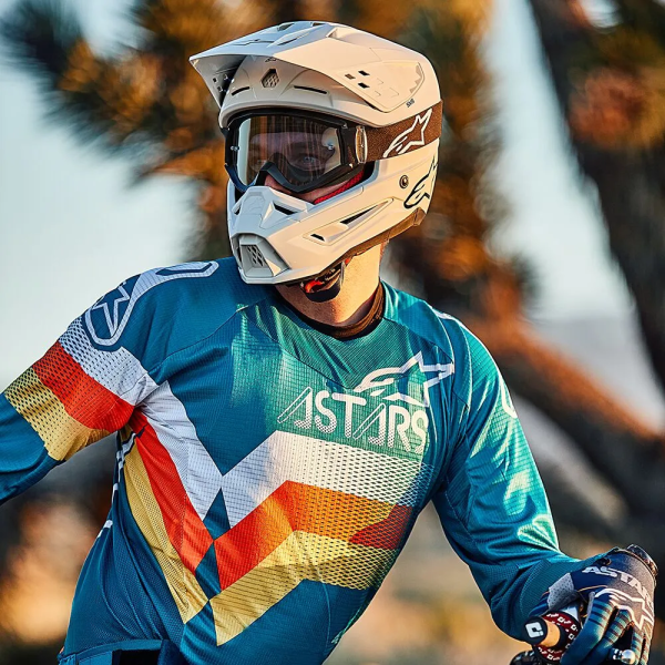 Alpinestars Supertech M5 sisak, fehér, fényes, 2XL méret, 8, nordicamoto.ro