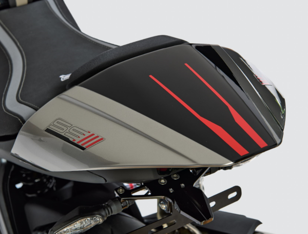 REAR SEAT RACE LOOK_ZIRCON BLACK VELOCITY GREY, 3, nordicamoto.ro