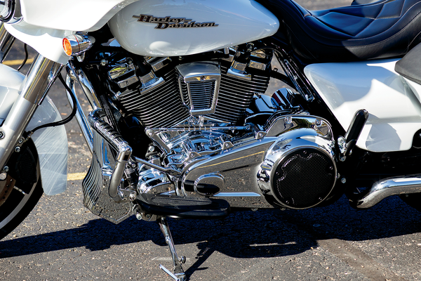 Precision® Lower Front Engine Cover Chrome, 2, nordicamoto.ro