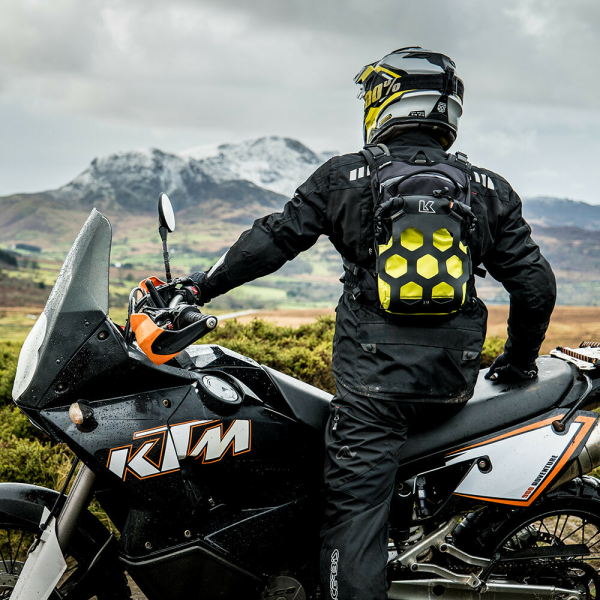 Kriega Trail 9 Adventure Camo folyadékpótló hátizsák, 9, nordicamoto.ro