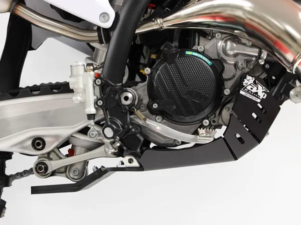 AXP Racing Xtrem motorvédő KTM/Husqvarna/Gas Gas 125/150 kétütemű modellekhez (2023–2027), fekete, 2, nordicamoto.ro