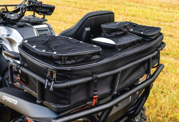CFMOTO ATV-HÁTTÉRTÁSKA VÁSZONBÓL – 99 L, FEKETE, 3, nordicamoto.ro