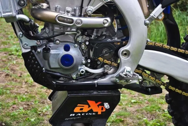 AXP Racing Xtrem Yamaha/Fantic 125/450 (2018–2025) Negru motorvédő, 2, nordicamoto.ro