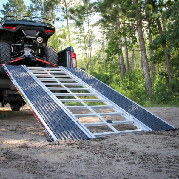 Caliber Universal motoros szán/ATV/UTV rámpa – az ideális indítófelület minden komoly motoros számára, aki gyorsan fel akarja rakni a járművét és elindulni a pályára., 2, nordicamoto.ro