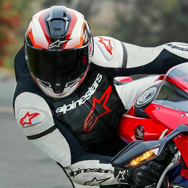 ALPINESTARS SUPERTECH R10 CARBON TEAM teljes arcú sport sisak, fekete/piros/fehér, M-es méret, 2, nordicamoto.ro
