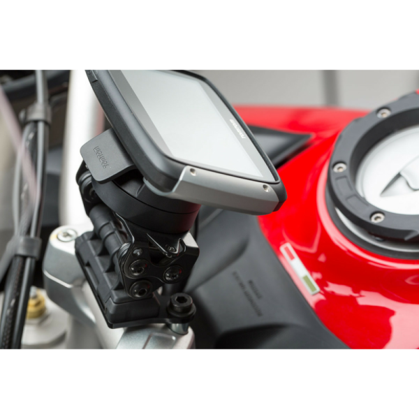 SW-MOTECH kormányra szerelhető GPS-tartó a DUCATI Multistrada 950 (2016–2020), Multistrada 950S (2019–2020), Multistrada 1200 S/Enduro (2015–2020) és Multistrada 1260 Enduro/Pikes Peak/S/SD Air (2018–2020) modellekhez, 1, nordicamoto.ro