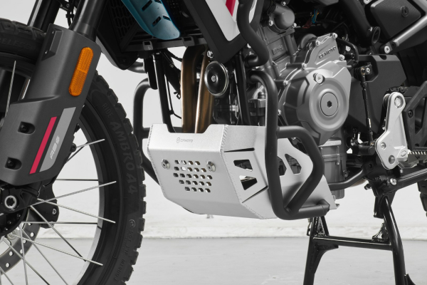 Alsó motorvédő lemez CFMOTO 450MT modellekhez, 2024–2027 – ezüst, 1, nordicamoto.ro