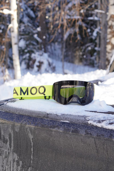 AMOQ Vision Vent+ mágneses védőszemüveg, HiVis/fekete – füstös, 4, nordicamoto.ro
