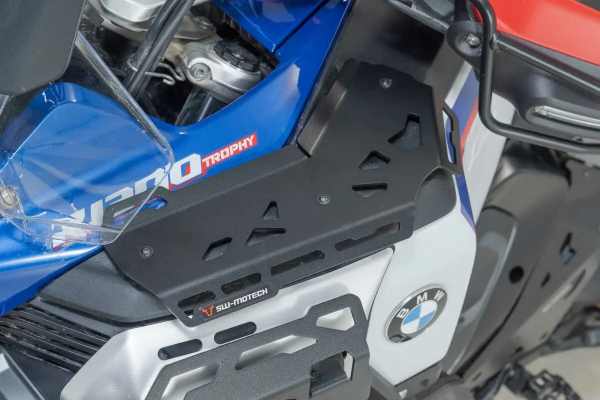 BMW tankpolc, fekete , 8, nordicamoto.ro