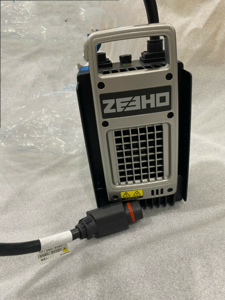 ÎNCĂRCĂTOR 1900W CFMOTO Zeeho, 4, nordicamoto.ro