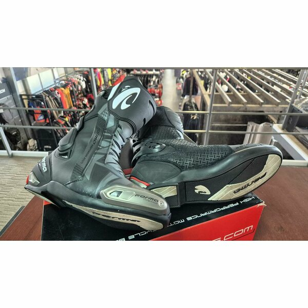 Cizme sport/touring FORMA PHANTOM - Produs RESIGILAT Negru 44, 2, nordicamoto.ro