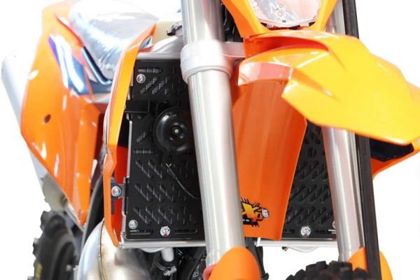 AXP Racing Xtrem hűtővédő KTM EXC 250/300/TPI (2017–2023) modellhez, fekete/ezüst, 2, nordicamoto.ro