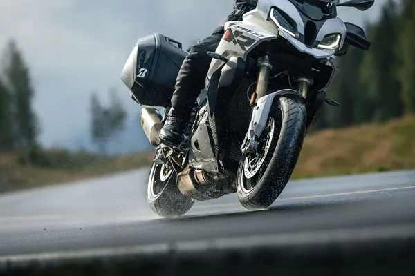 Bridgestone T33 190/55ZR17 hátsó gumiabroncs, 6, nordicamoto.ro