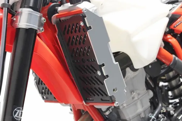 AXP Racing Xtrem Beta RR 350/480 4T '20–'24 alumínium hűtővédő, 5, nordicamoto.ro
