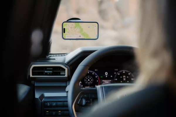 Quad Lock Pro autós telefon tartó szélvédőre vagy műszerfalra QLM-CAR-6, 2, nordicamoto.ro