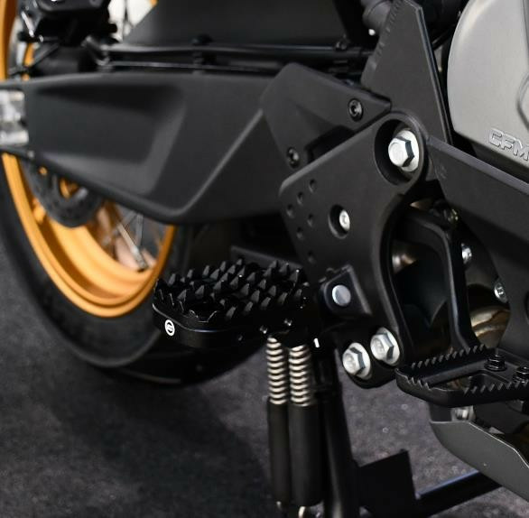 JOBB OLDALI MEGHOSSZABBÍTOTT LÉPCSŐ CFMOTO 800MT / 1000MT-X / 800MT ES – FEKETE (SKIDPROF), 11, nordicamoto.ro