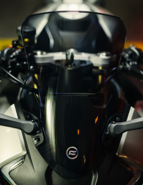 CFMOTO 450SR / 450SR-S MOTOROS RACING SZÉLÜVEG – FÜSTÖS, 2, nordicamoto.ro