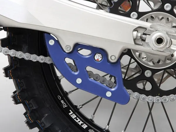 Husqvarna AXP Racing láncvezető '23–'27, kék, 2, nordicamoto.ro
