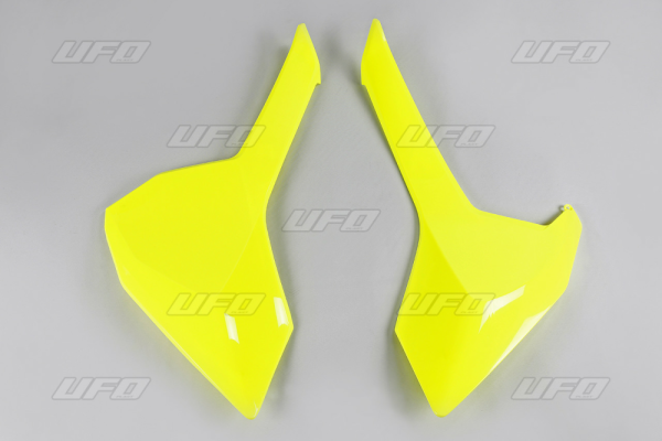 HUSQVARNA 17–19 UFO fekete oldallapok, 2, nordicamoto.ro