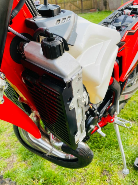 Protectii Radiator UniBody Fm-Parts  Beta RR 2020-2022 Rosu, 8, nordicamoto.ro