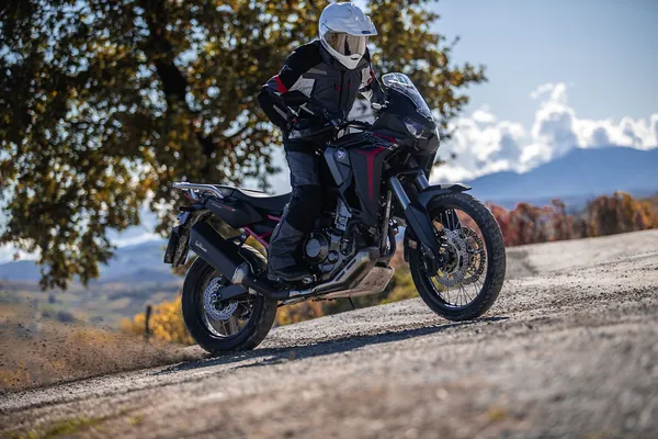 LeoVince LV-12 Black Edition Slip-On kipufogórendszer a Honda CRF1100L Africa Twin / Adventure Sports (2020–2025) modellhez, 6, nordicamoto.ro
