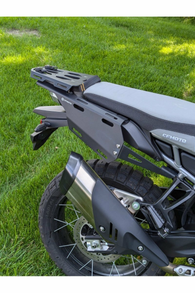 CFMOTO 450MT hátsó csomagtartó – alumínium, fekete, 7, nordicamoto.ro