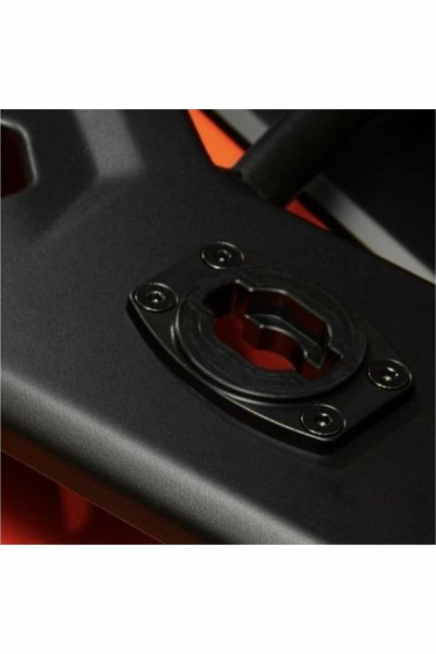 CFMOTO CF CONNECT QUICK MOUNT ADAPTÁTOR FÉM CSOMAGTARTÓHOZ – FEKETE, 8, nordicamoto.ro