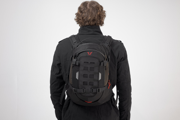 PRO Cosmo 16L hátizsák – Fekete/antracit Sw-Motech BCRUC0000430000, 12, nordicamoto.ro
