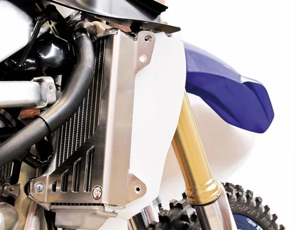 AXP Racing hűtővédő a Yamaha YZ 250F/YZ 450F/FX (2018–2023) modellekhez – alumínium, 2, nordicamoto.ro