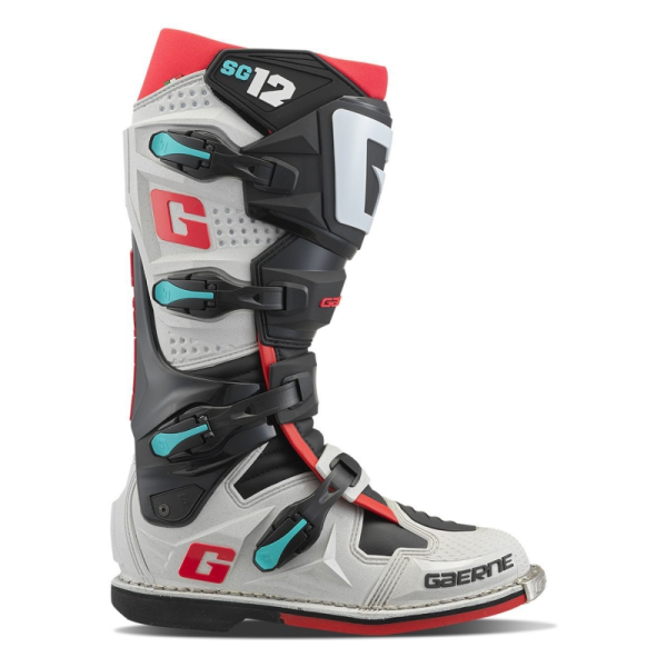 Gaerne SG12 motokrossz/enduro porvédő, színváltozatok: kavicsszürke/piros/kék/fekete, 1, nordicamoto.ro