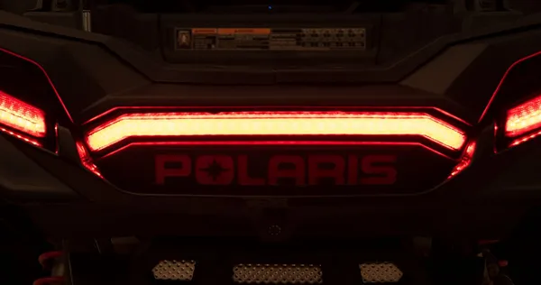 LED-es középső lámpa, fekete, 2, nordicamoto.ro