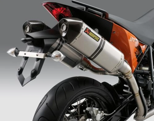 AKRAPOVI „SLIP-ON LINE”, 1, nordicamoto.ro