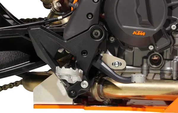 AXP Racing motorvédő a KTM Adventure 790/890/R/Rally 2019–2026-os modelljeihez, fekete, 3, nordicamoto.ro