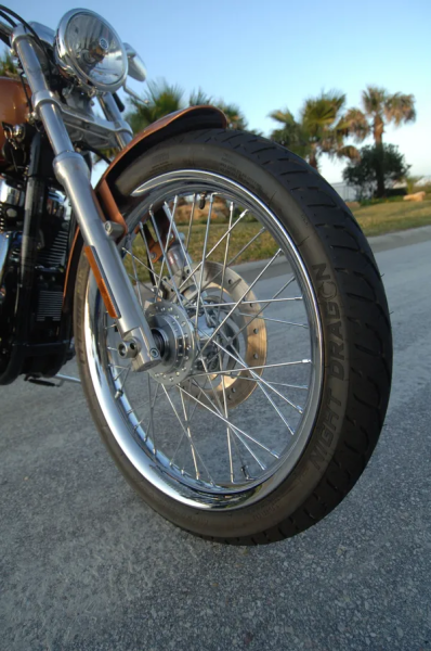 Pirelli Night Dragon 130/70R18 első gumiabroncs, 3, nordicamoto.ro