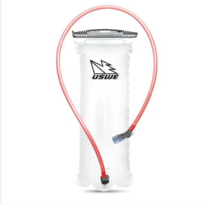 USWE Elite 1,5 l-es víztartály „Plug-n-Play” rendszerrel, nordicamoto.ro