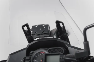SW-MOTECH KAWASAKI Versys 1000 15–17-es modellhez készült fedélzeti GPS-tartó GPS0864610800B, nordicamoto.ro