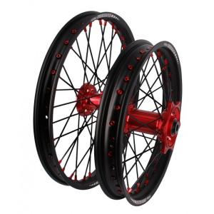 Enduro Expert Gas Gas EC 250/300 '21–'23-as modellévű enduro kerékszett: 21"x1,60, 22 mm-es tengely / 18"x2,15, 20 mm-es tengely, piros kerékagy, nordicamoto.ro